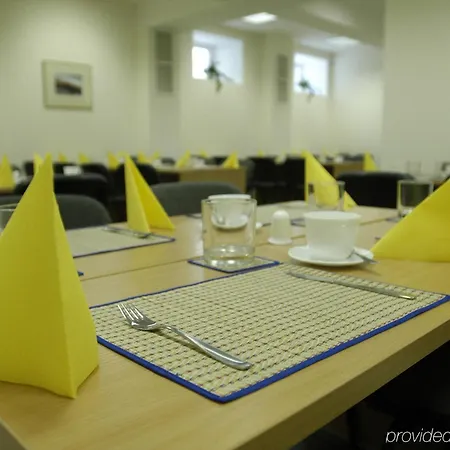 Ecotel Отель 3*